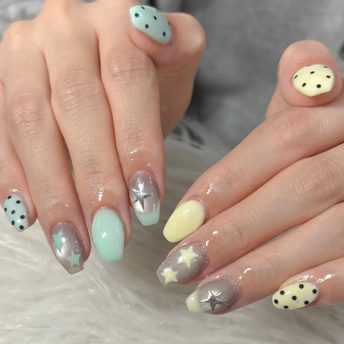 ネイル ハンドネイル LAVISH manaのネイルデザイン