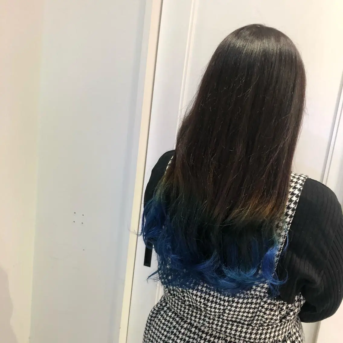 ロング カラー ブリーチ ブラウンカラー ヘアカラー 中島 沙也加のヘアスタイル