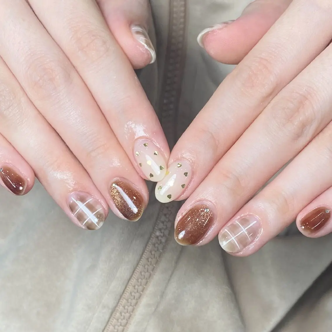 ネイル チークネイル フレンチネイル ジェルネイル ガーリー キラキラネイル ハンドネイル UM Nail Salonのネイルデザイン