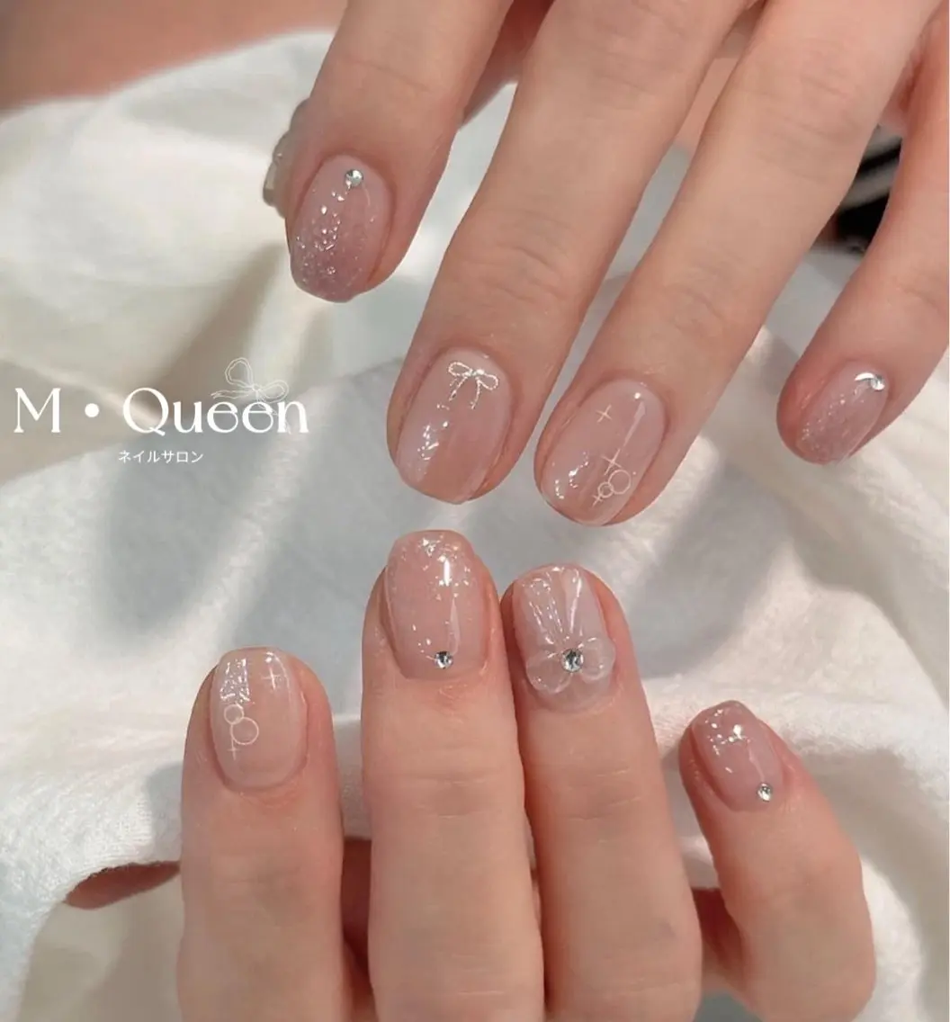 ネイル MQueen ネイルサロンマルのネイルデザイン