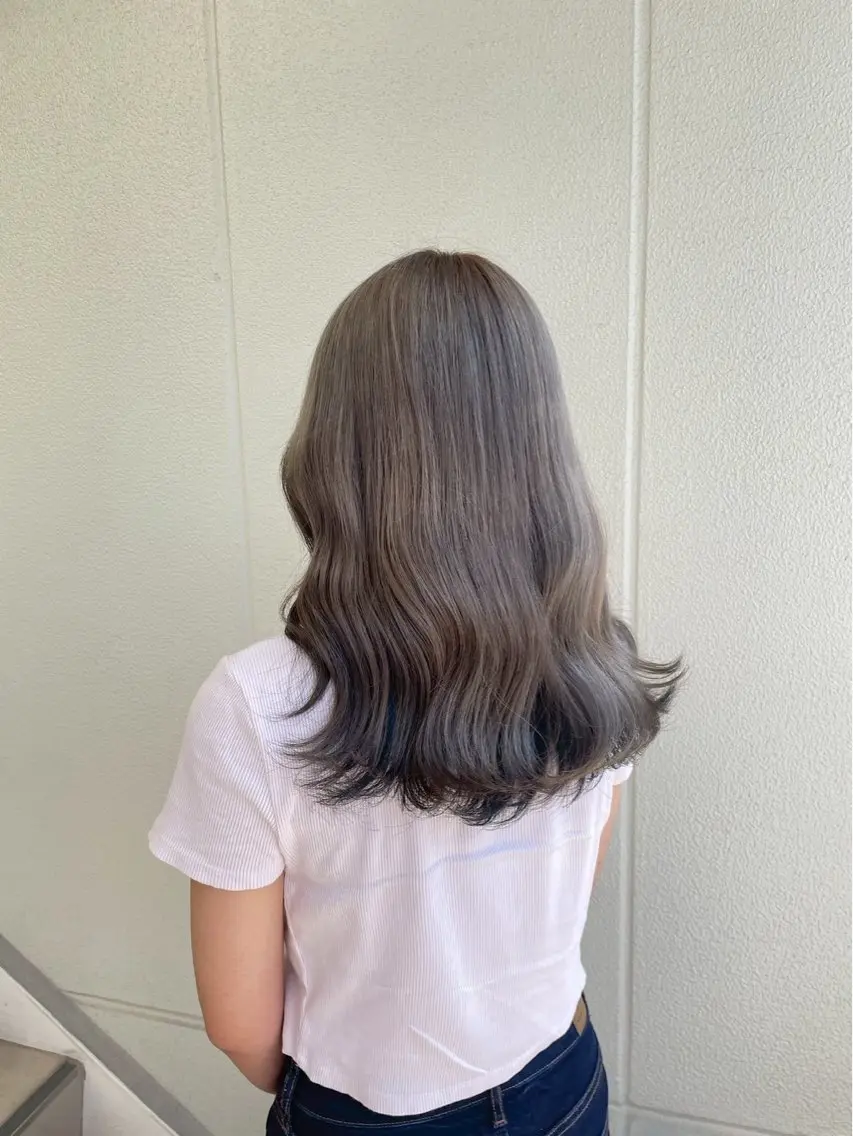 ミディアム ヘアカラー あおい /ブリーチモデル募集のヘアスタイル