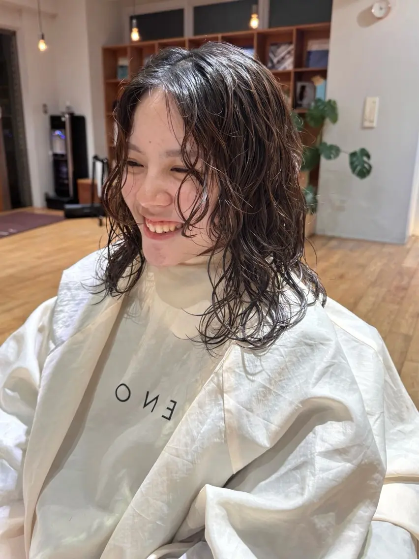 ミディアム パーマ カット パーマ 大橋 芽衣のヘアスタイル