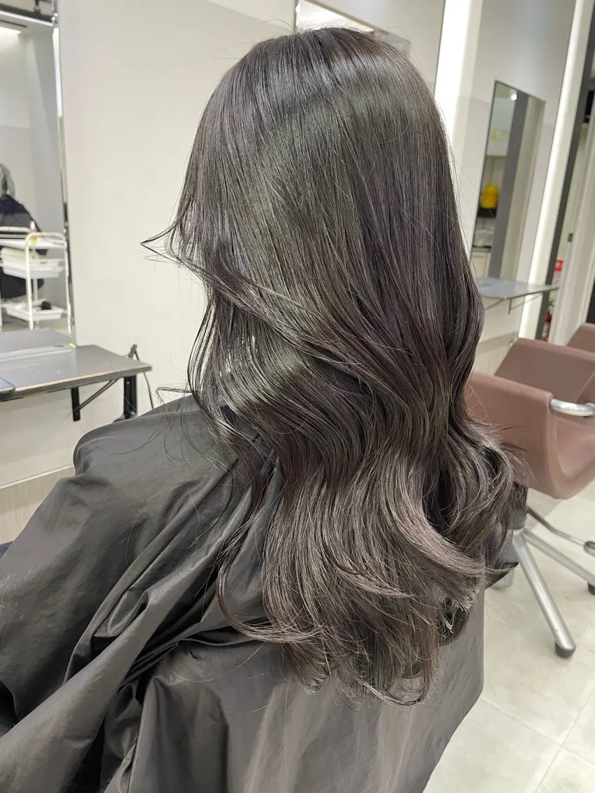 セミロング カラー グレージュ AIRI layer cut hairのヘアスタイル