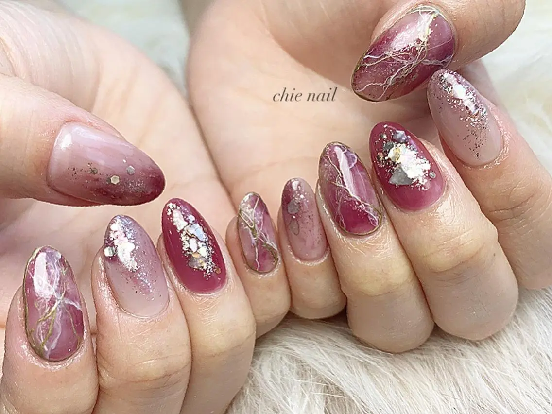 ネイル キラキラネイル ニュアンスネイル 森ノ宮❤︎ chieのネイルデザイン