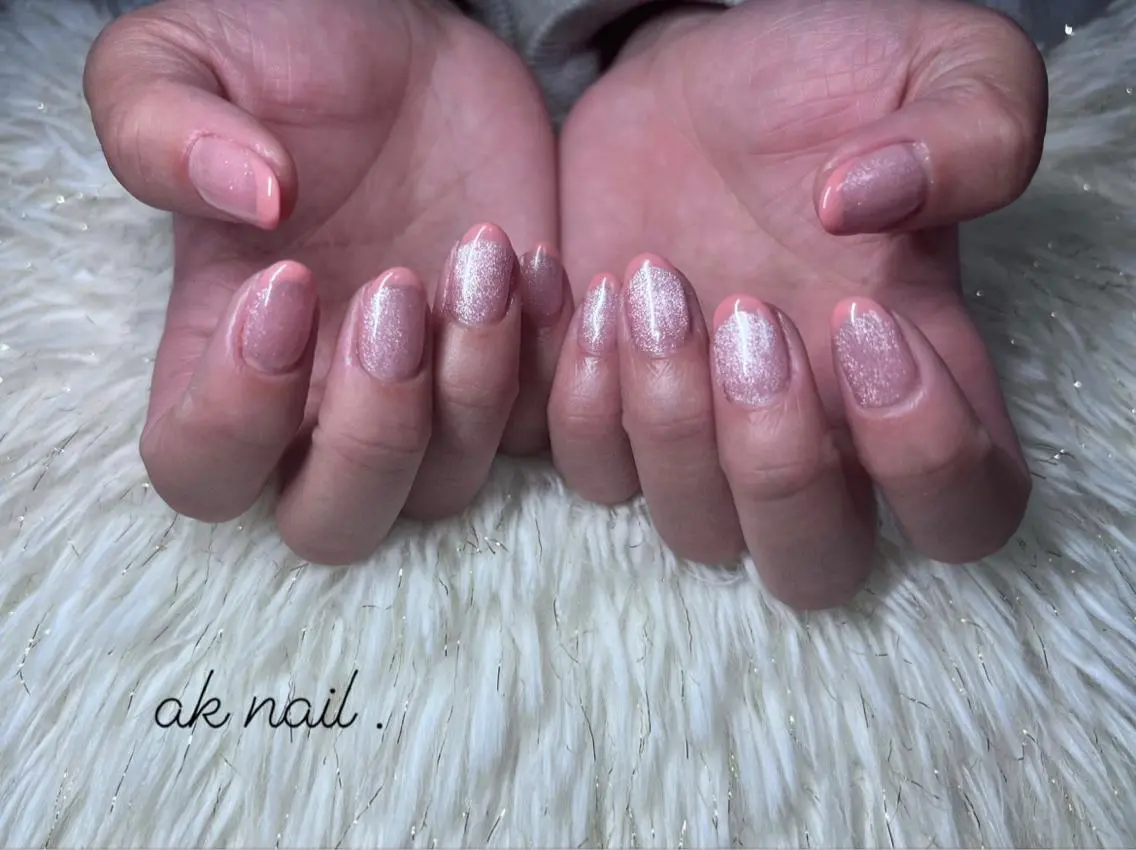 ミディアム ネイル フレンチネイル マグネットネイル マグネットフレンチ ak nail .のネイルデザイン