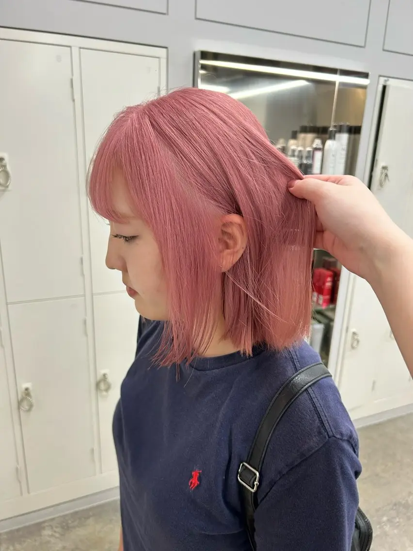 ミディアム ハルカ 透明感カラー 美髪縮毛矯正🥣のヘアスタイル