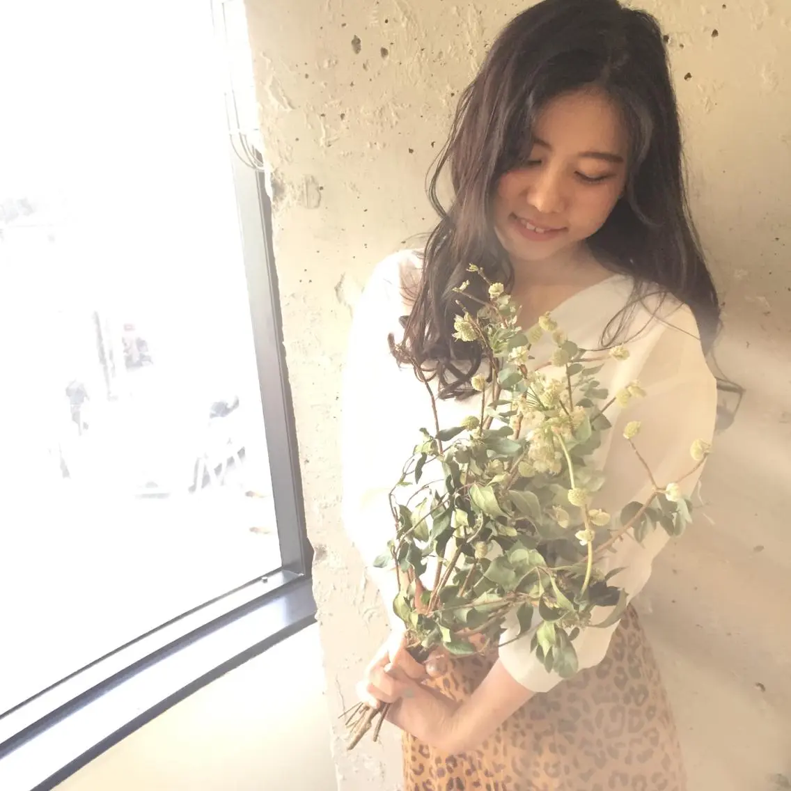 ロング 稲田 結衣夏のヘアスタイル