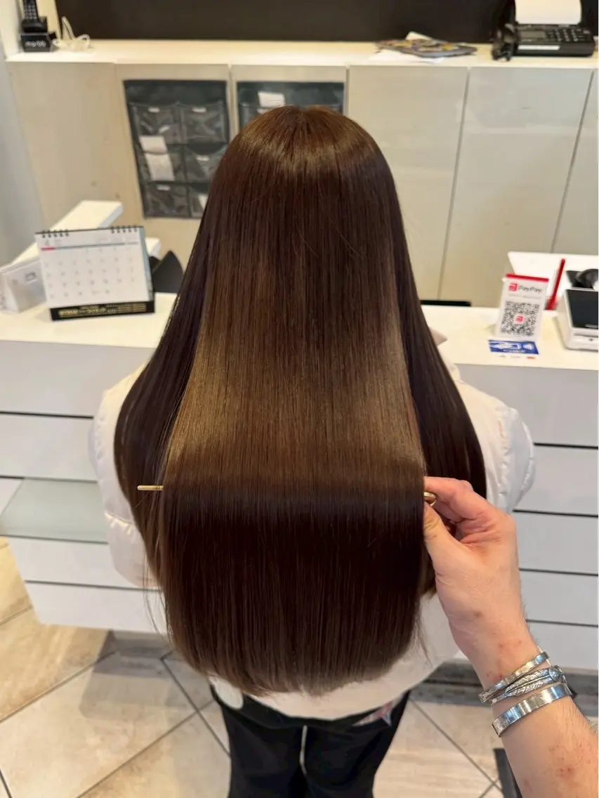 ロング 𝗠𝗜𝗞𝗨︎ ︎✦︎.ワンカラーのヘアスタイル