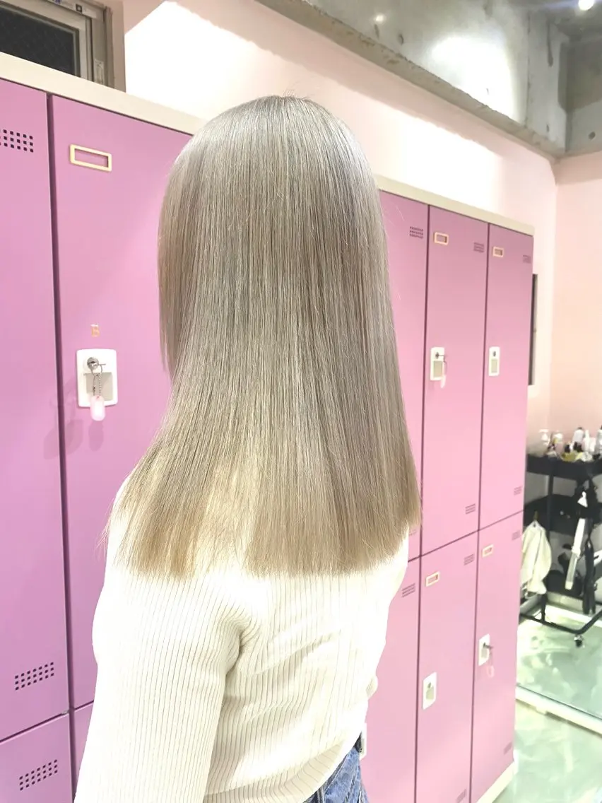 🍬ケアブリーチでダメージ最小限に最大限明るく🍬【トリプルカラー➕クイックトリートメント🫧⠀】(ブリーチ2回込)の写真
