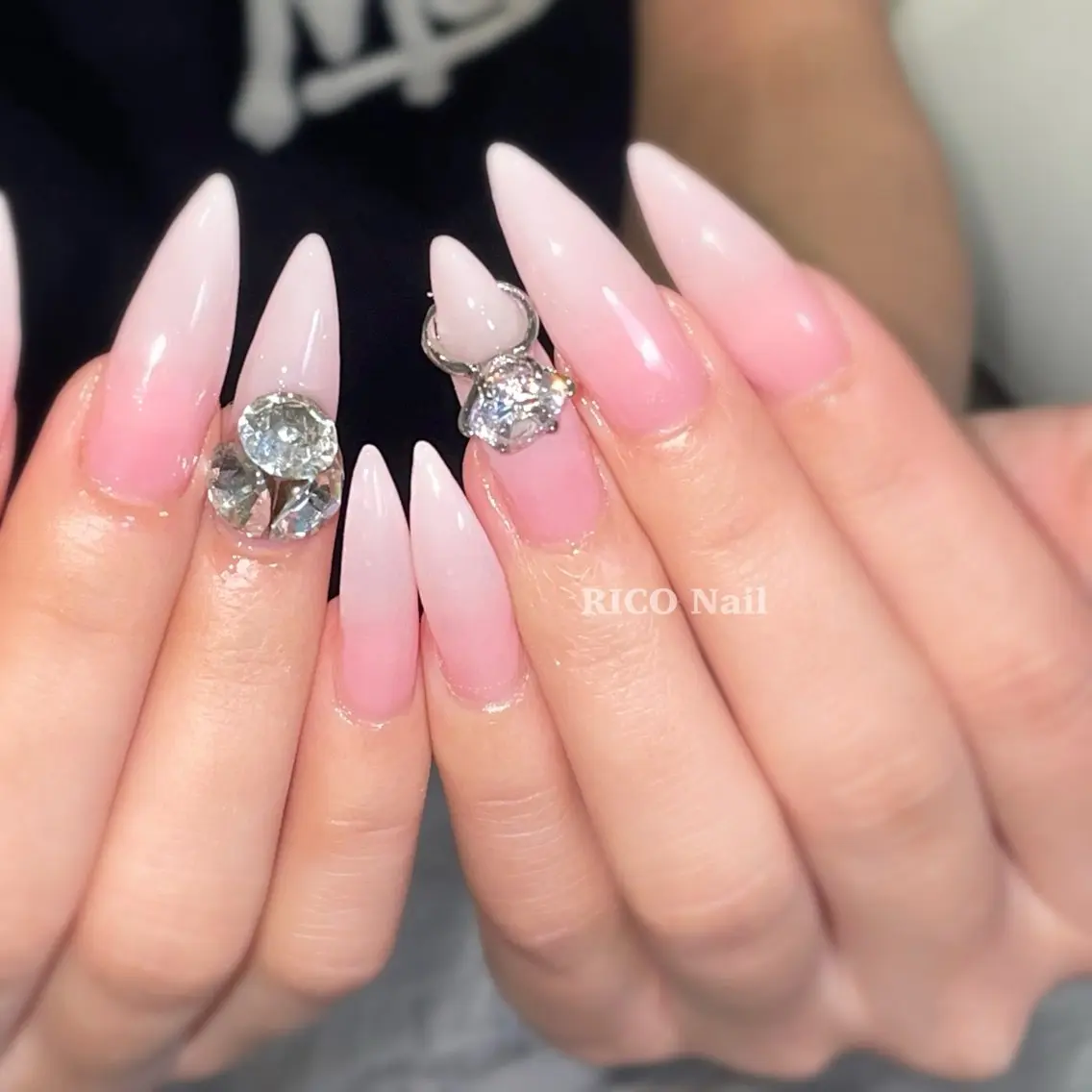 ネイル ハンドネイル RICO Nail パーツつけ放題🌈のネイルデザイン
