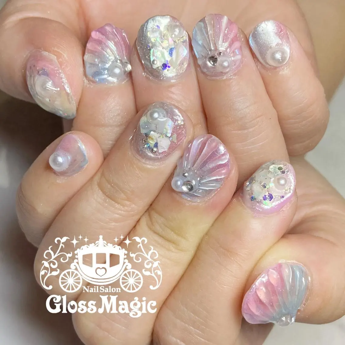 ネイル ジェルネイル YUN 💅のネイルデザイン