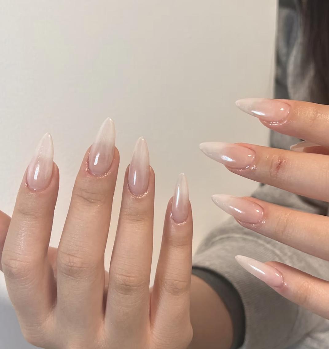ネイル エリ🫧 nail池袋東口のネイルデザイン