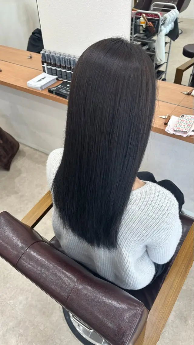 ロング カラー ヘアカラー 能勢 莉里花のヘアスタイル