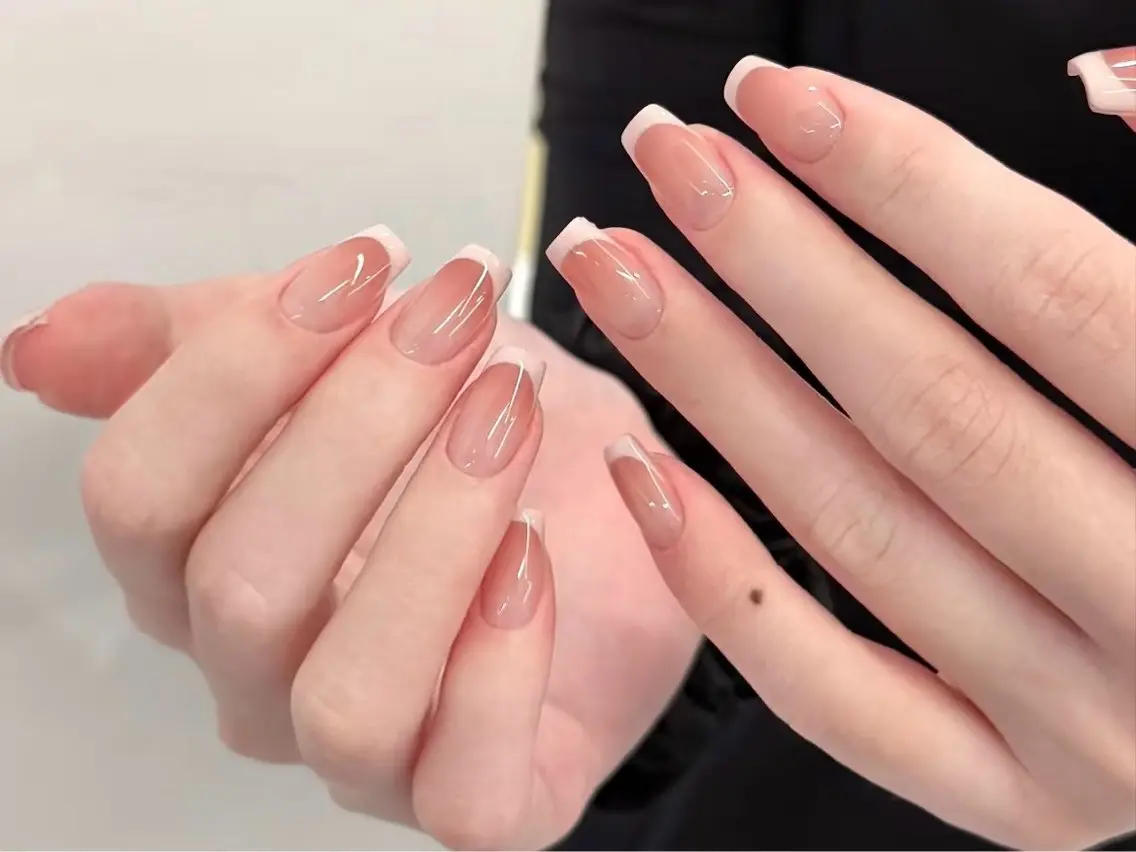 ネイル ハンドネイル H3 Nail Miniのネイルデザイン