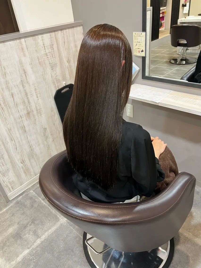 セミロング カラー 叶 妃万里のヘアスタイル