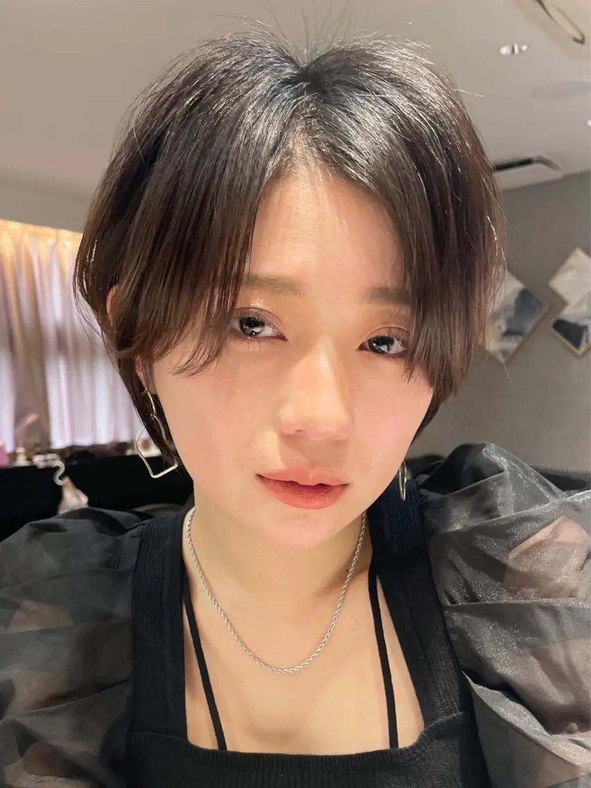 ショート カラー カット トリートメント Aster 店長 れおんのヘアスタイル