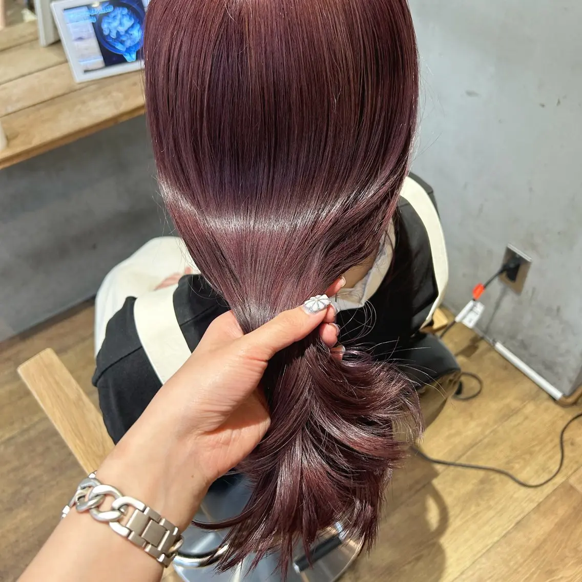 ロング カラー ブリーチ ピンクカラー ピンクパープル パープルカラー 【 Lafith 】 WAKOのヘアスタイル