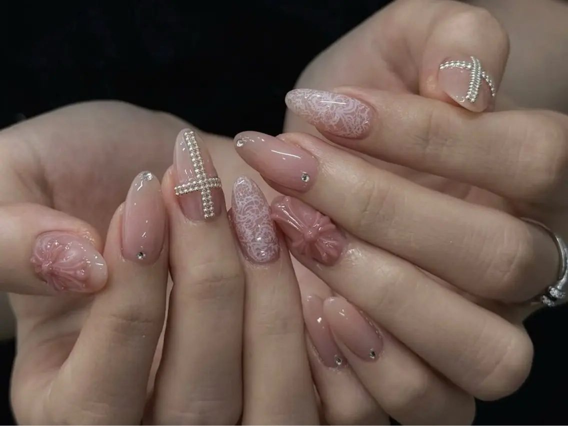 ネイル ブラウン フットネイル フレンチネイル グラデーション 氷ネイル・うるうるネイル ハンドネイル Mixx Nail_ Studioのネイルデザイン