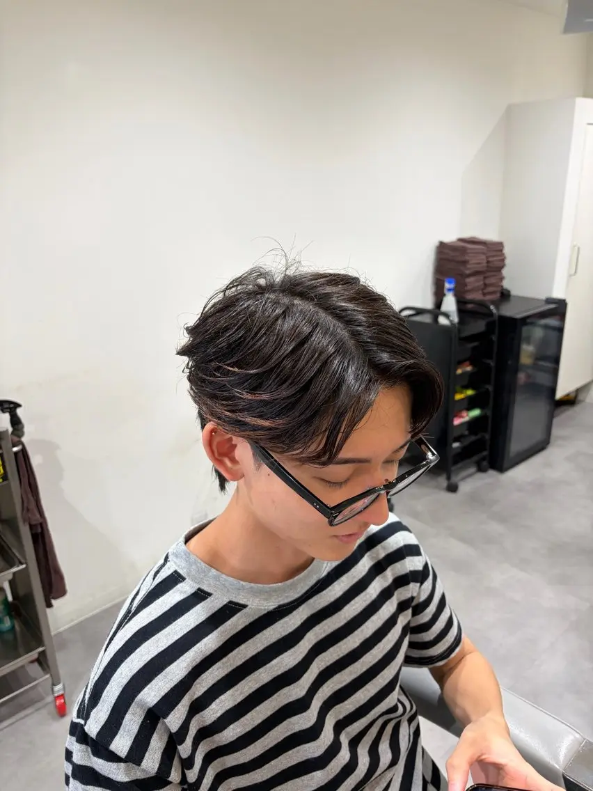 ショート パーマ メンズ フェザーパーマ メンズパーマ カット パーマ メンズ特化･フェザー パーマ コウタロウのヘアスタイル