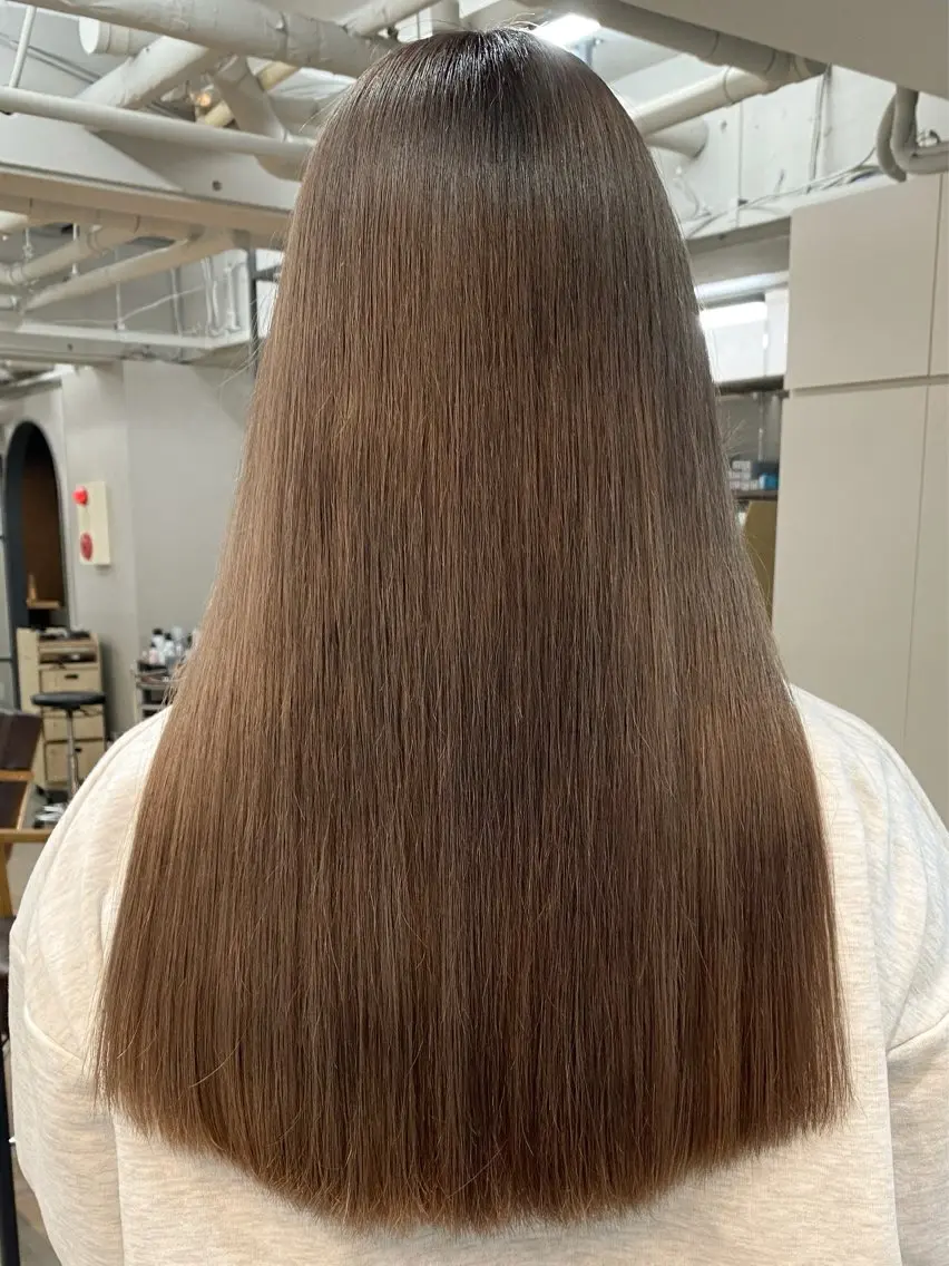 ロング カラー アッシュ アッシュグレー アッシュグレージュ グレージュ ヘアカラー 🌼髪質改善･アレン ジ･レイヤー🌼のヘアスタイル