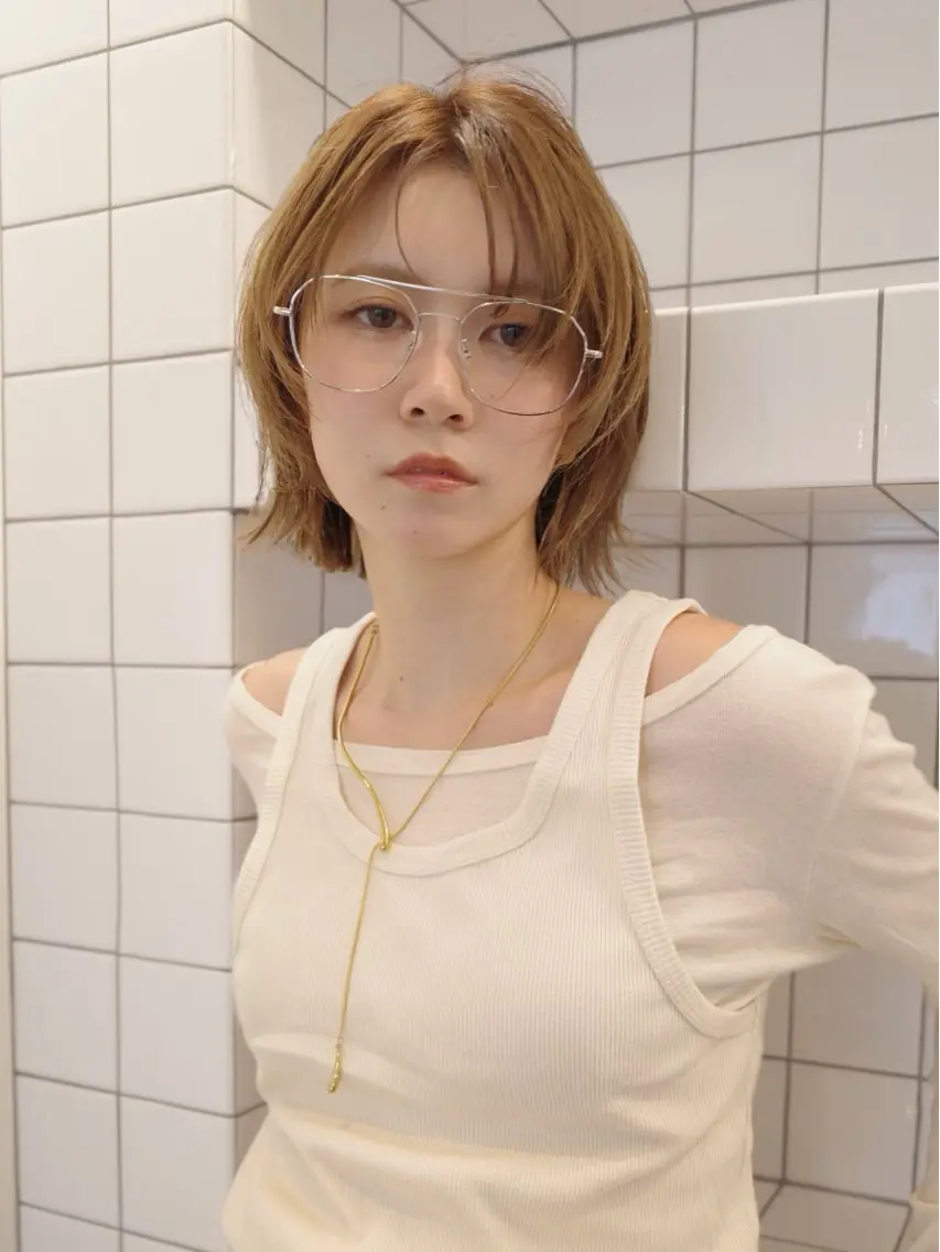 ショート カラー ボブレイヤー ベージュカラー ボブ レイヤーカット カット ヘアカラー トリートメント ショートボブ💫 垢抜けヘア✨西田拓馬のヘアスタイル