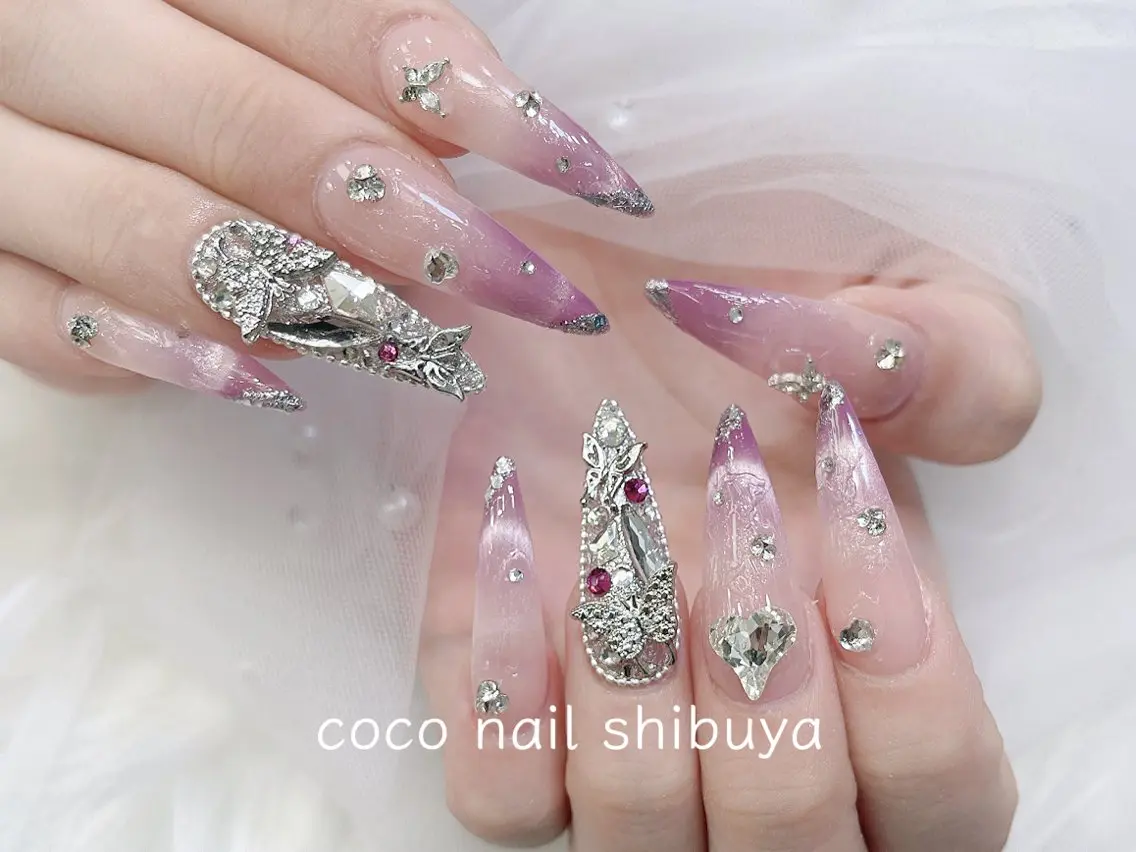 ネイル 長さ出し 韓国ネイル ロングネイル 持ち込み スーパーロングネイル ハンドネイル CoCo Nail 長さ出し専門店のネイルデザイン