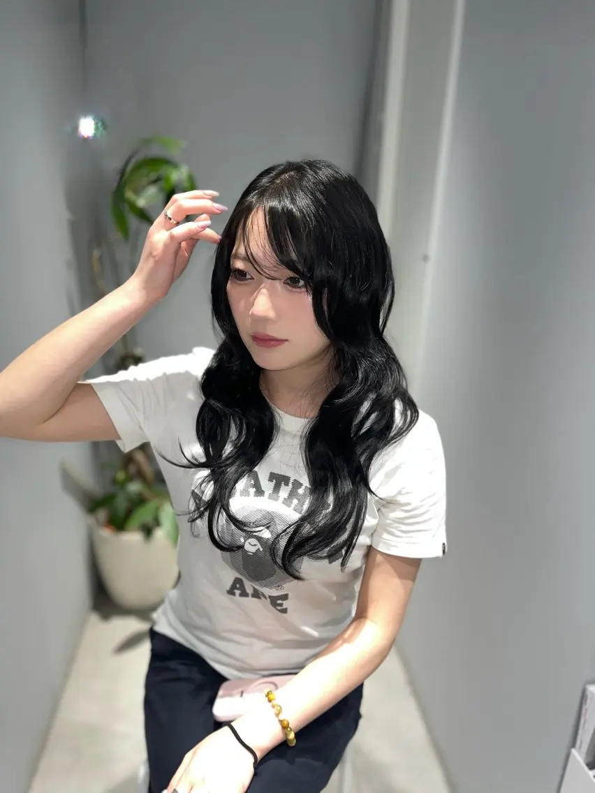 セミロング レイヤーカット 無料カットモデル 指名率No.1✅ユナのヘアスタイル
