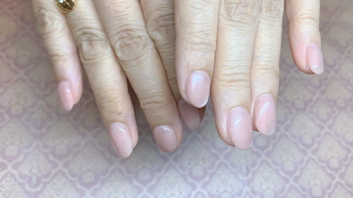 ネイル マグネットネイル マグネットワンカラー ワンカラーネイル ピンク ハンドネイル NAIL__ KOKOのネイルデザイン