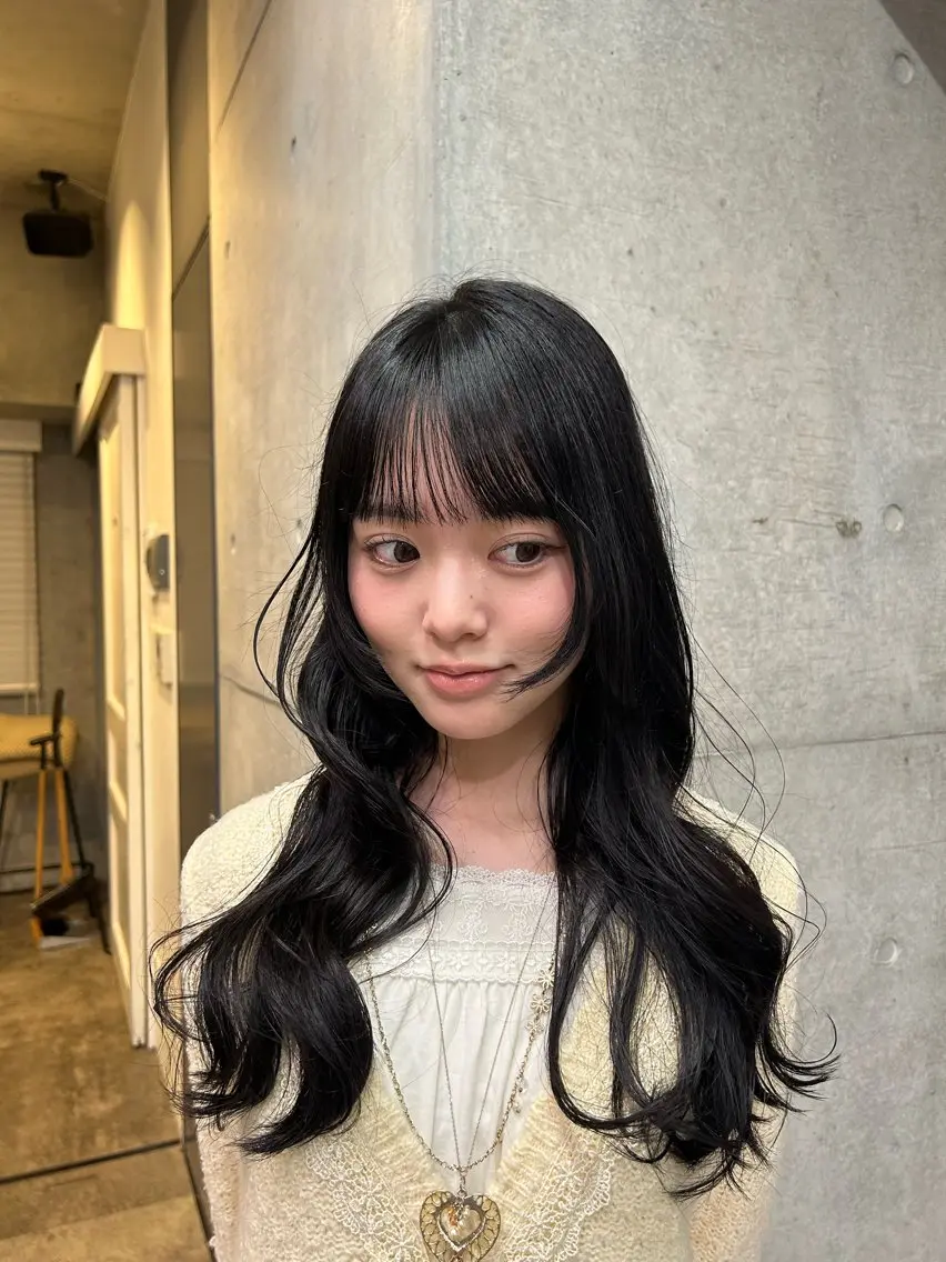 セミロング 顔まわりレイヤー 顔周りカット レイヤーカット トリートメント レイヤー/ブロンド 透明感カラー/ヒロトのヘアスタイル