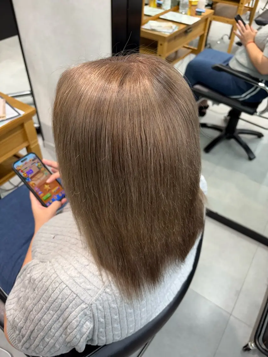 ミディアム カット ヘアカラー カラーモデル募集 🤍momoha🤍のヘアスタイル