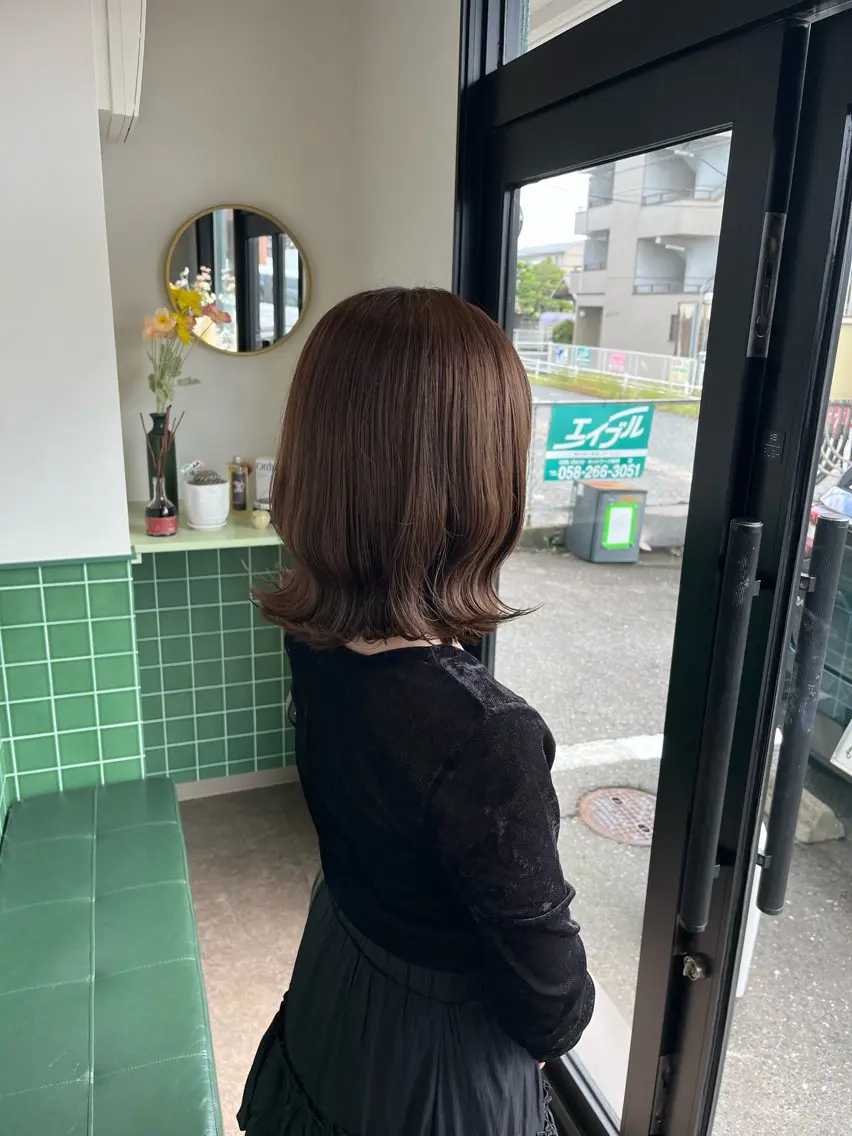 ミディアム カラー ブラウンカラー マロンブラウン カット ヘアカラー トリートメント 本木下朋花/髪質 改善×ダブルカラーのヘアスタイル