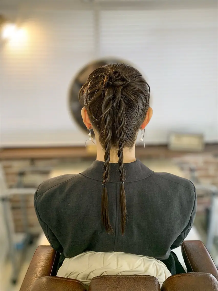 セミロング ヘアセット a moのマツエク・マツパデザイン