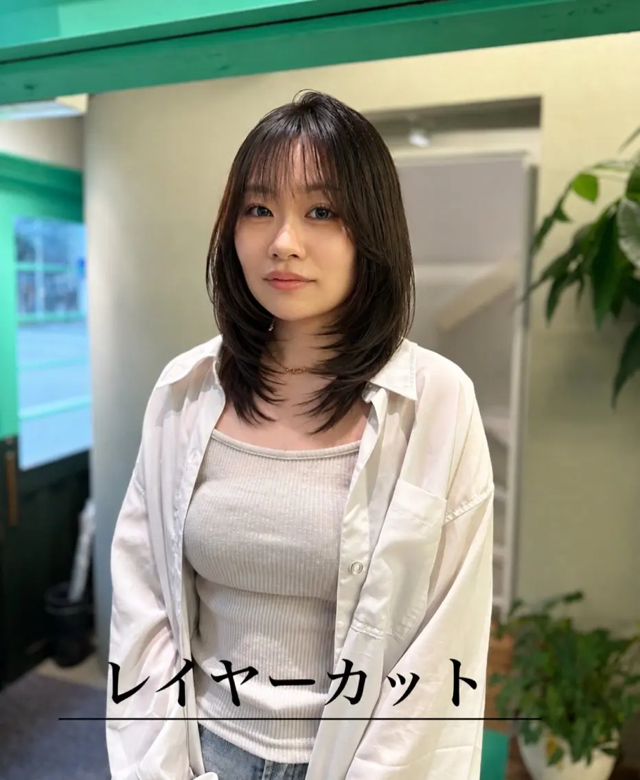 ミディアム カラー カット ヘアカラー トリートメント 円山|白髪ぼかし× ショート 村上のヘアスタイル