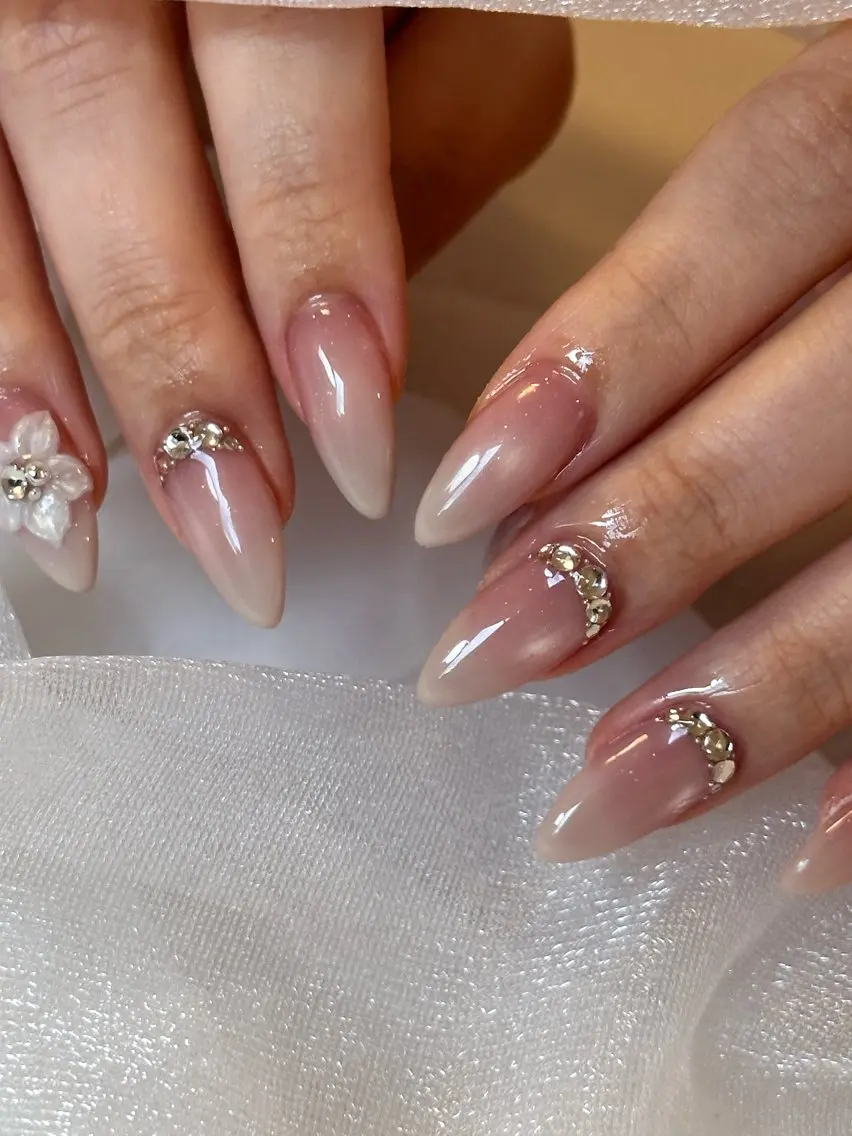 ネイル ハンドネイル LadyNail aoiのネイルデザイン