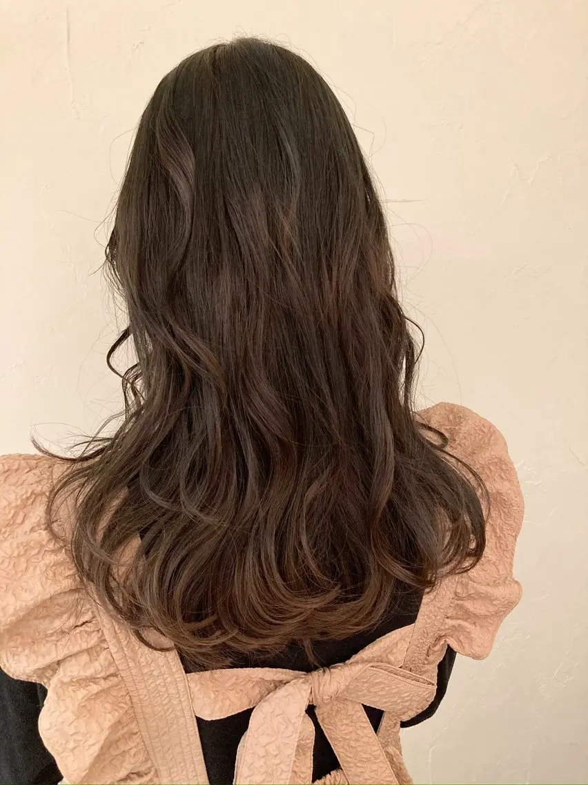 ミディアム カラー シマダ アユミのヘアスタイル