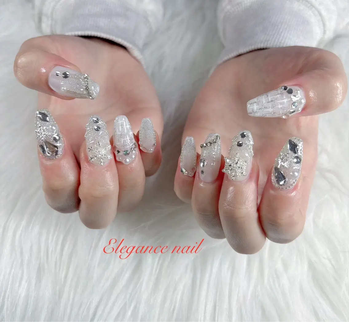 ネイル Elegance Nail本厚木店舗のネイルデザイン