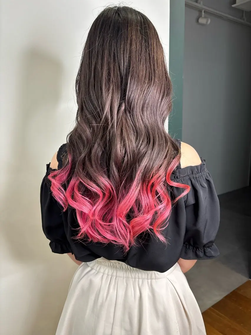ロング カラー ピンクカラー ハードパーマ Rico💜のヘアスタイル