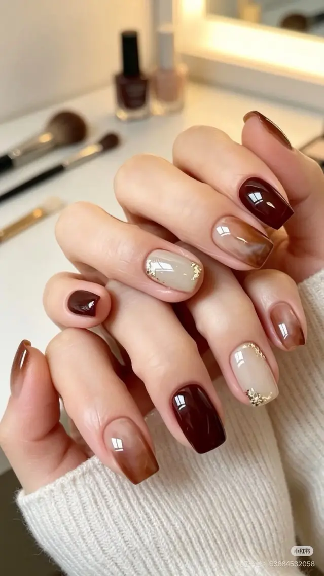 ネイル ボルドー ブラウン 長さ出し フットネイル フレンチネイル NEW NAIL KaKa❤️🔥のネイルデザイン