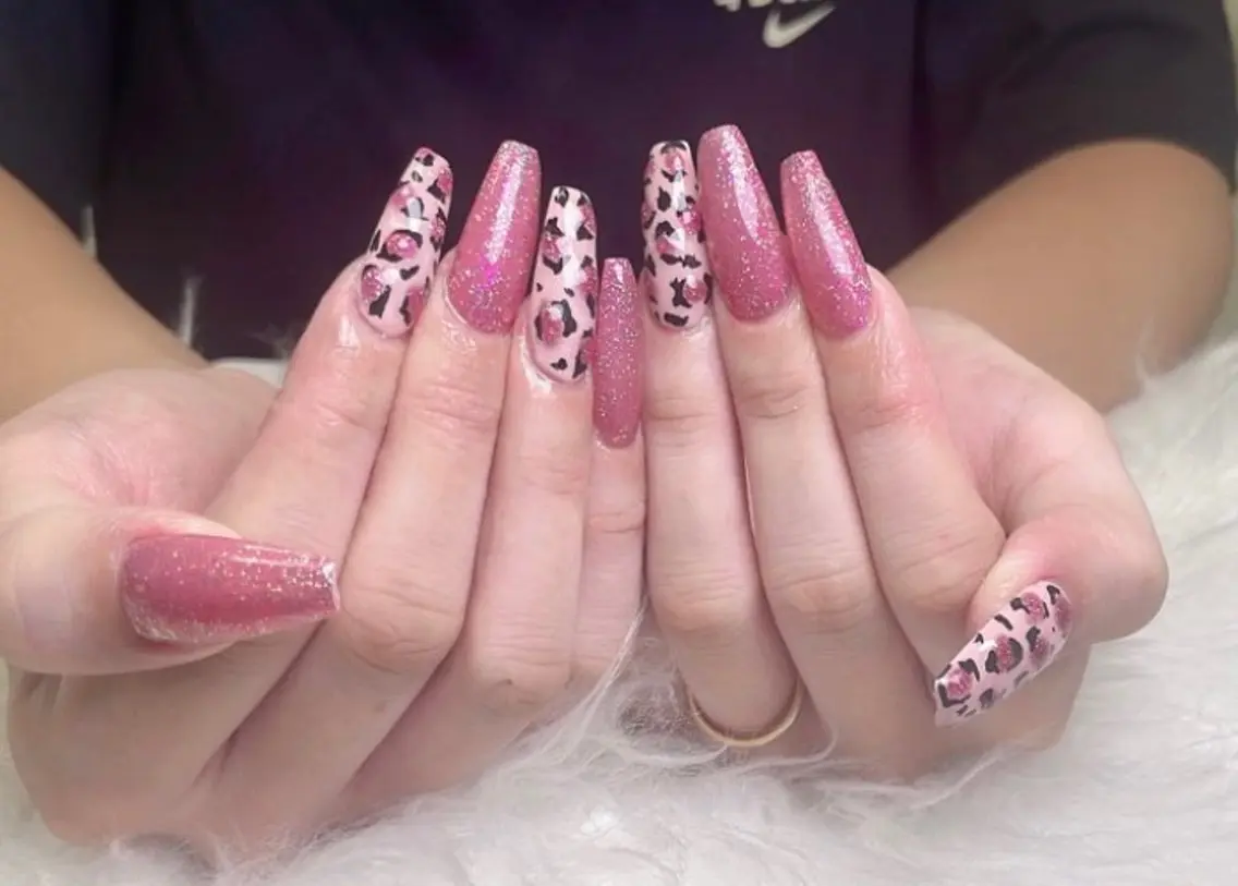 ネイル 渋谷T&B りお ロング無制限中💫のネイルデザイン