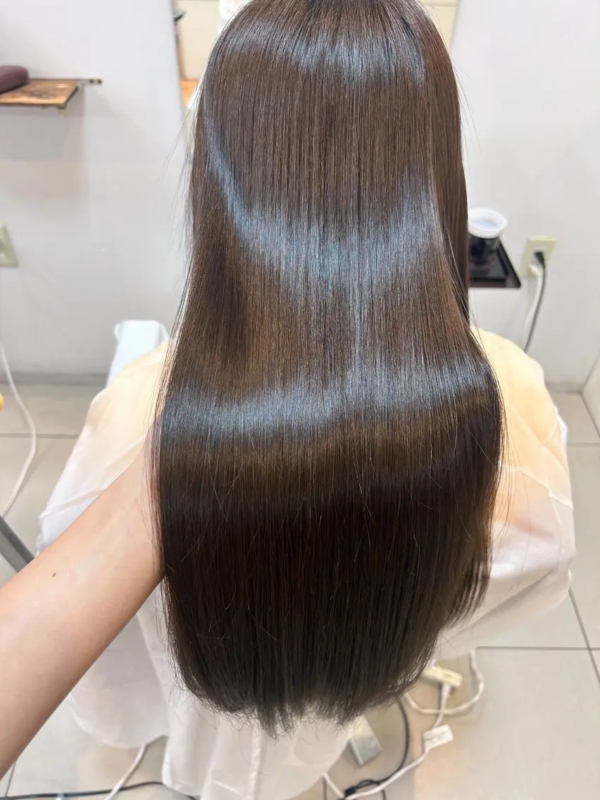 ロング カラー 髪質改善 トリートメント カット 縮毛矯正 阪田 真奈未のヘアスタイル