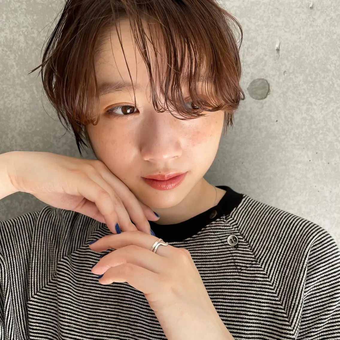 ショート レイヤー🍒ウルフ 🤎店長anju🪽のヘアスタイル