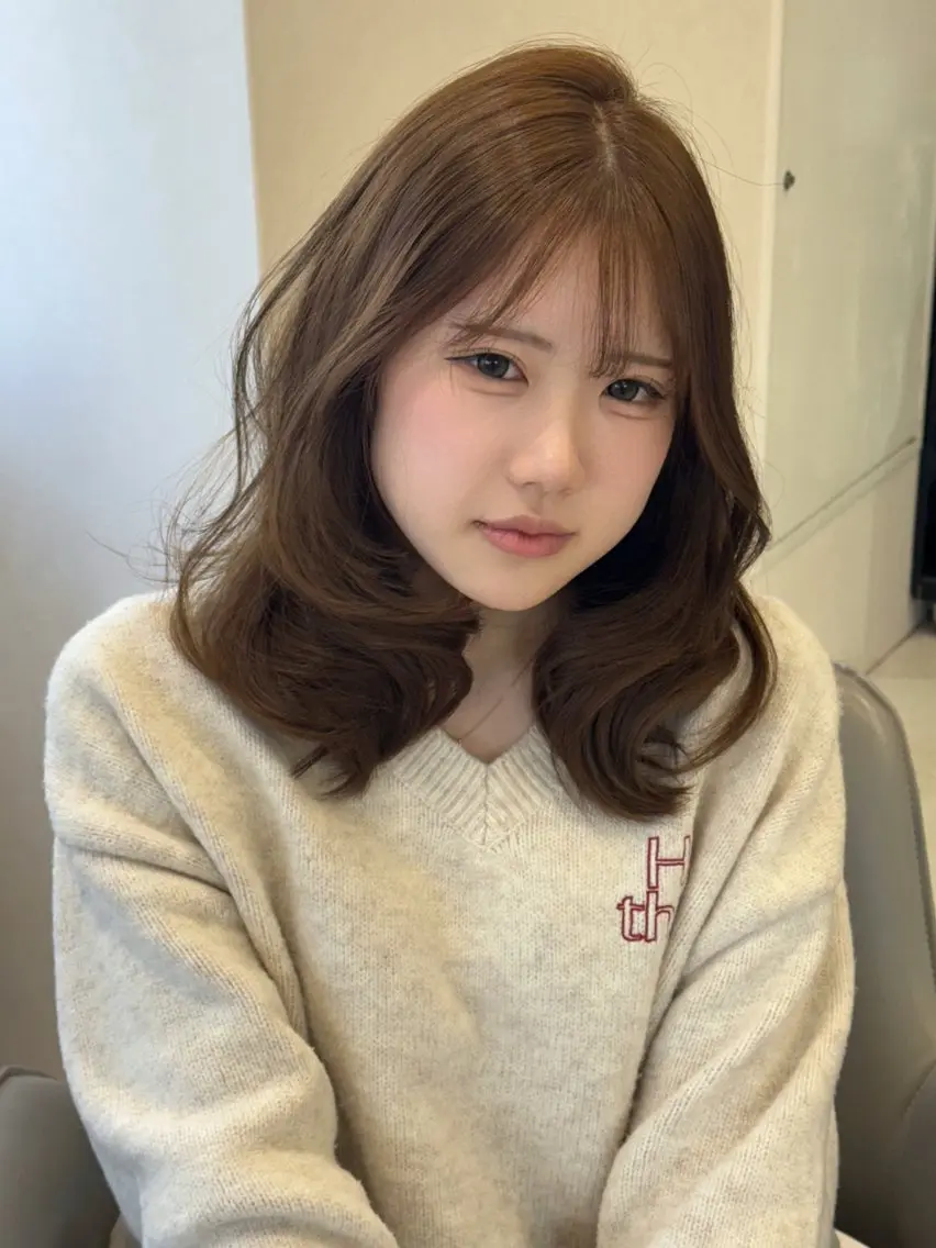 ミディアム カラー 透明感カラー 髪質改善 トリートメント ヘアカラー トリートメント ao - 赤み消し ベージュ/大阪梅田のヘアスタイル
