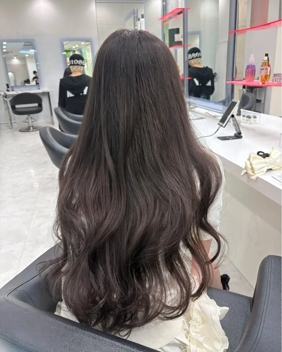 ロング カラー カット ヘアカラー ミントベージュ/韓国 ヘア🌿RION🦋のヘアスタイル