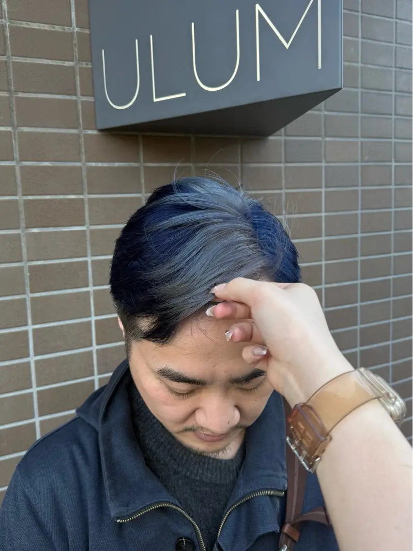 カラー メンズ ブルーカラー デザインカラー シルバー カット ヘアカラー トリートメント かとう きりん🎀🪽のヘアスタイル