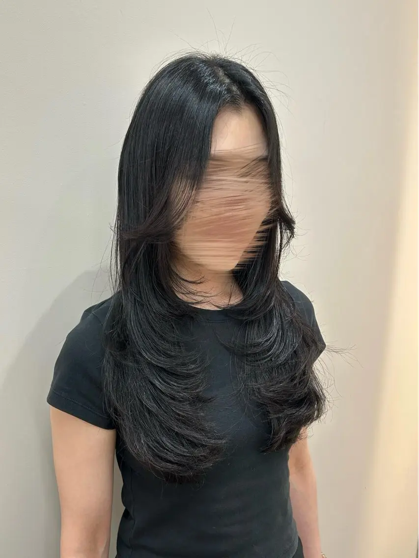 ロング ハイレイヤー レイヤーカット カット ヘアカラー トリートメント レイヤー/透明感 🌷油科あい🌷のヘアスタイル