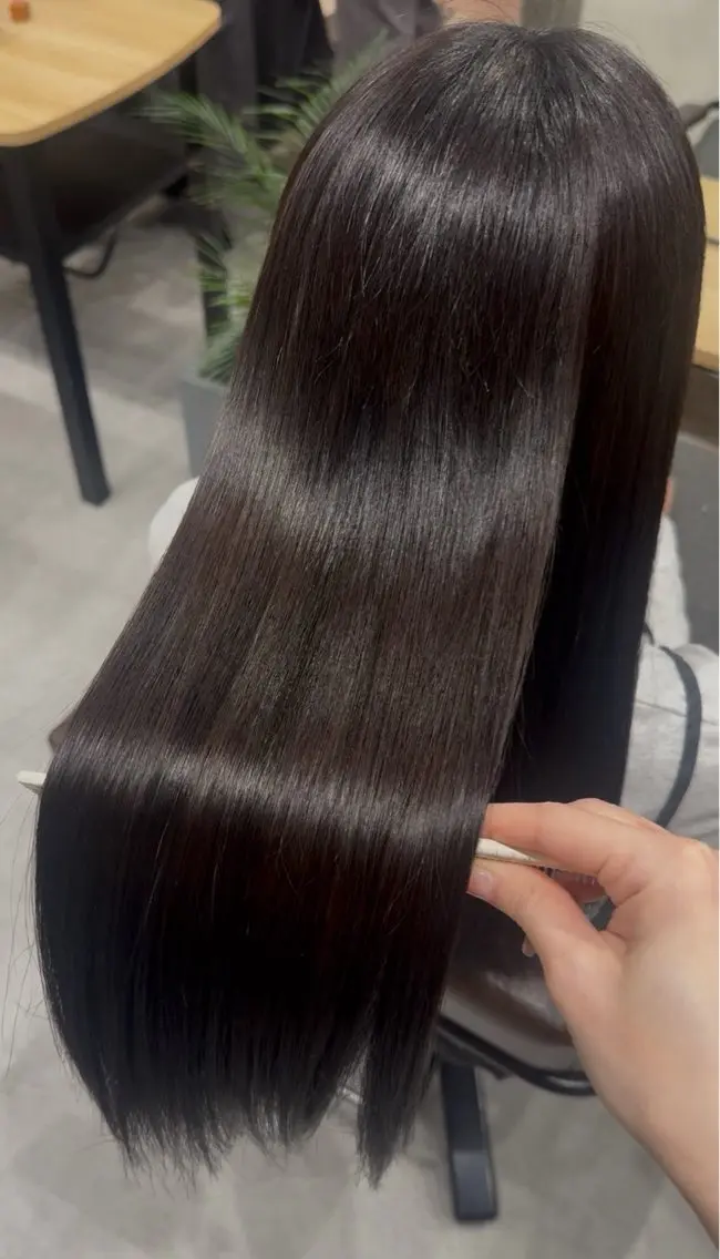 ロング ヘアカラー トリートメント rin Fier umedaのヘアスタイル