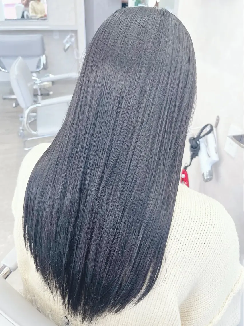 ロング カラー 黒髪 ブリーチ ブルーカラー ブルーブラック 髪質改善 カット ヘアカラー トリートメント uniqueKOBE /MAYUKAのヘアスタイル