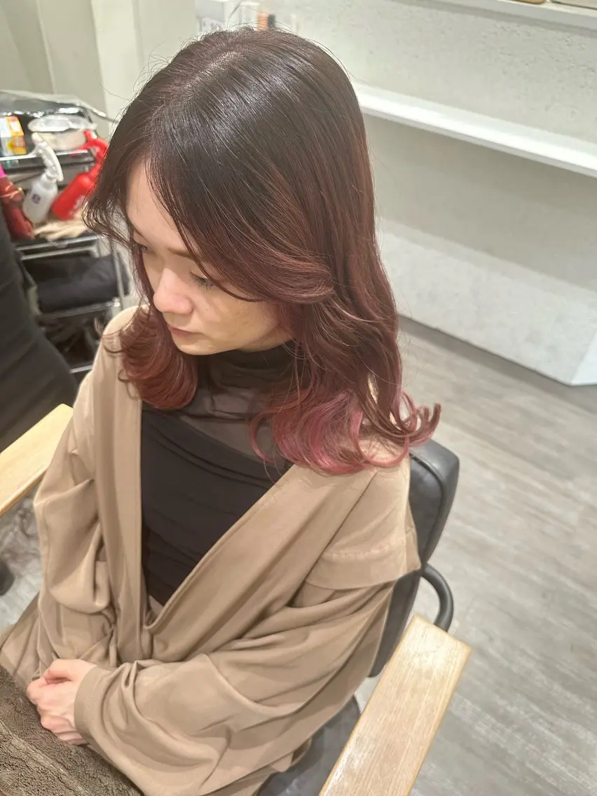 ミディアム カラー ラベンダーカラー ピンクカラー ピンクラベンダー カット ヘアカラー トリートメント 艶髪レイヤー上田 紗也🇰🇷💗のヘアスタイル