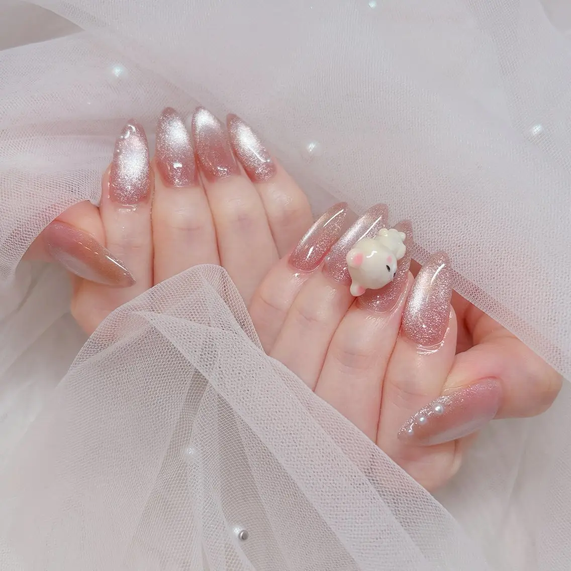 ネイル シンプルネイル ネイルチップ ハンドネイル ラクロレ ハナ︎🌼のネイルデザイン