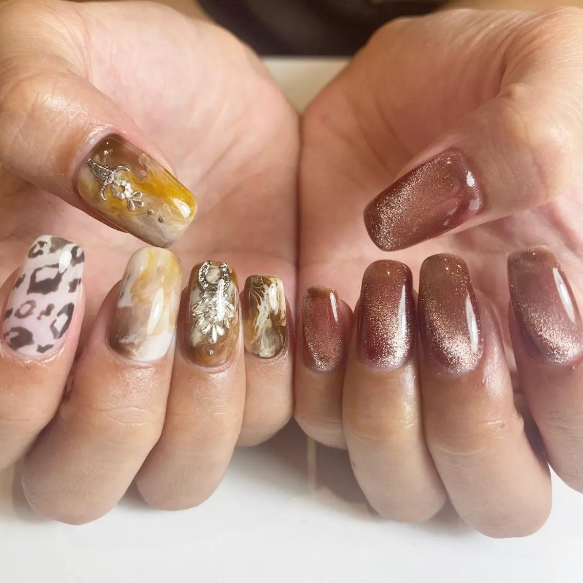 ネイル ニュアンスネイル STELLA 大西南帆のマツエク・マツパデザイン